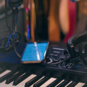 Como fazer música no celular: um guia criativo